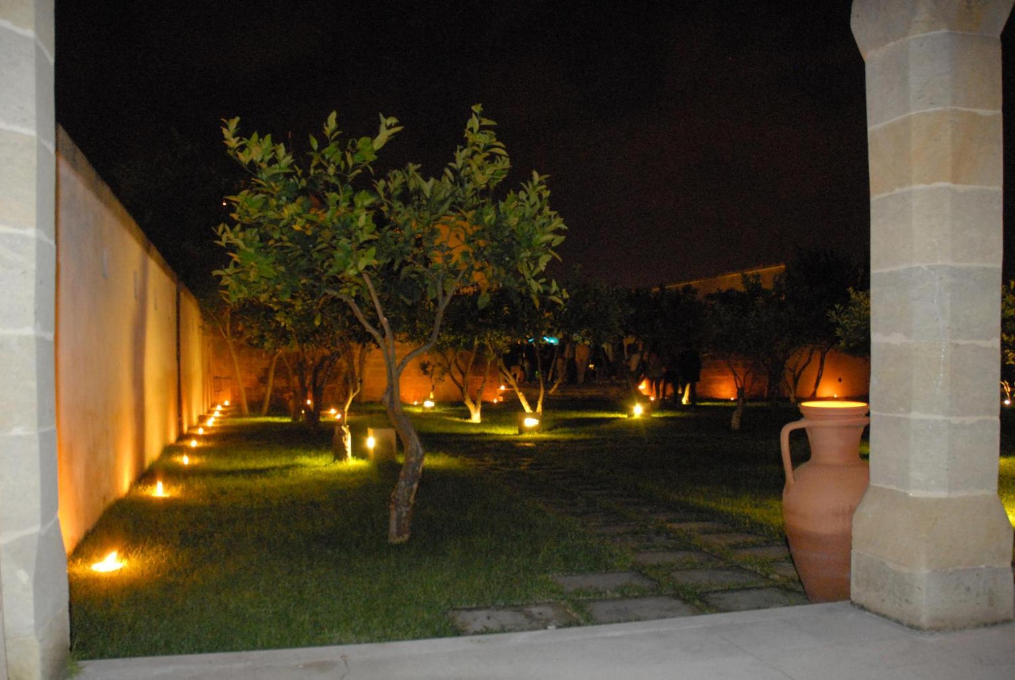 Masseria Li Campi Cavallino di Lecce Exterior foto