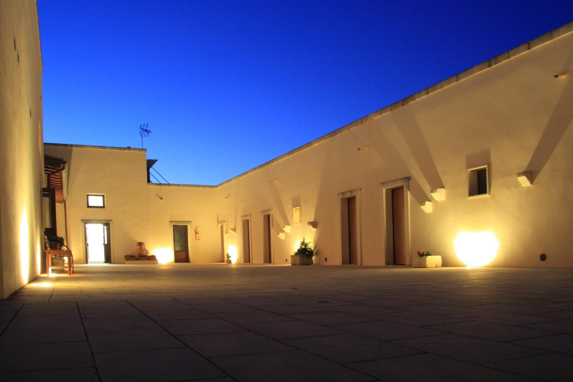 Masseria Li Campi Cavallino di Lecce Exterior foto