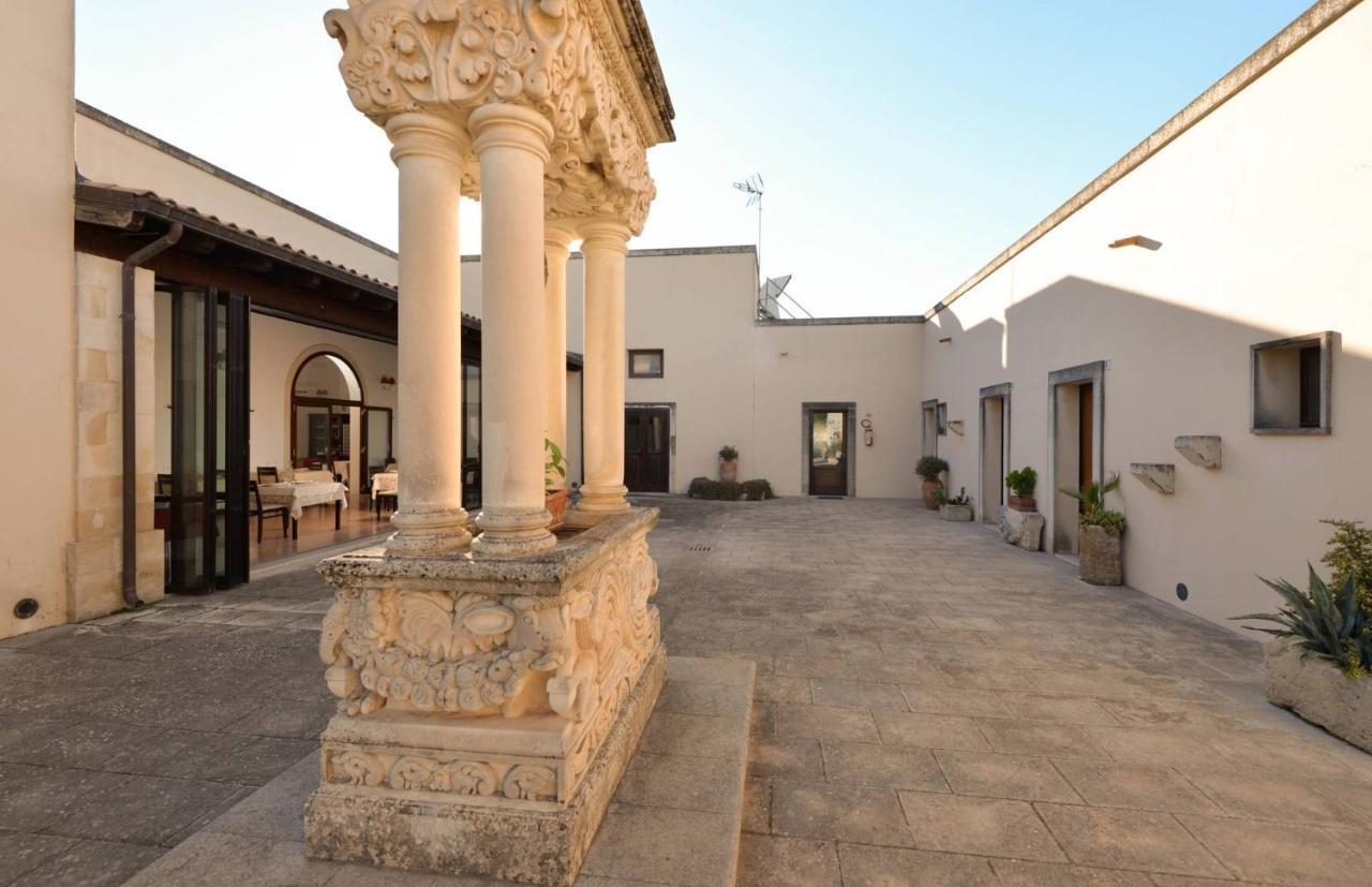 Masseria Li Campi Cavallino di Lecce Exterior foto