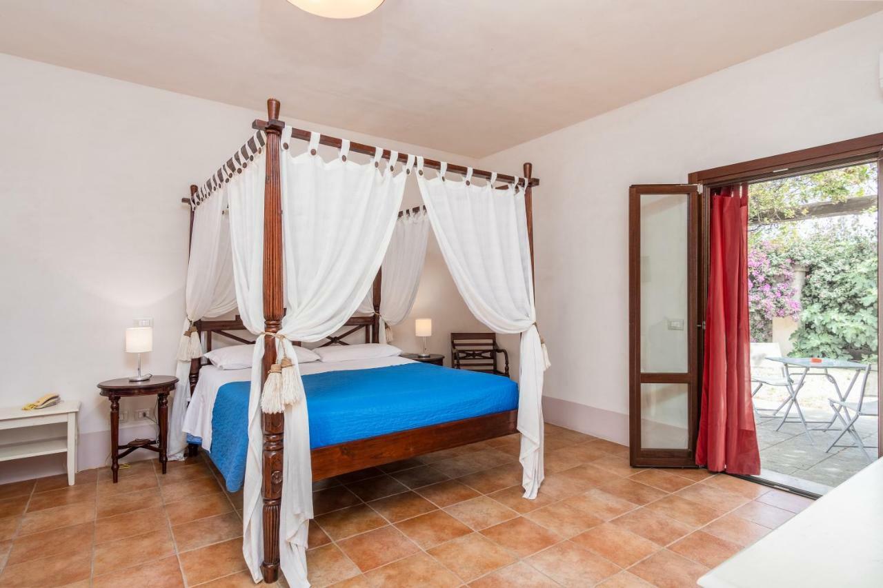 Masseria Li Campi Cavallino di Lecce Exterior foto