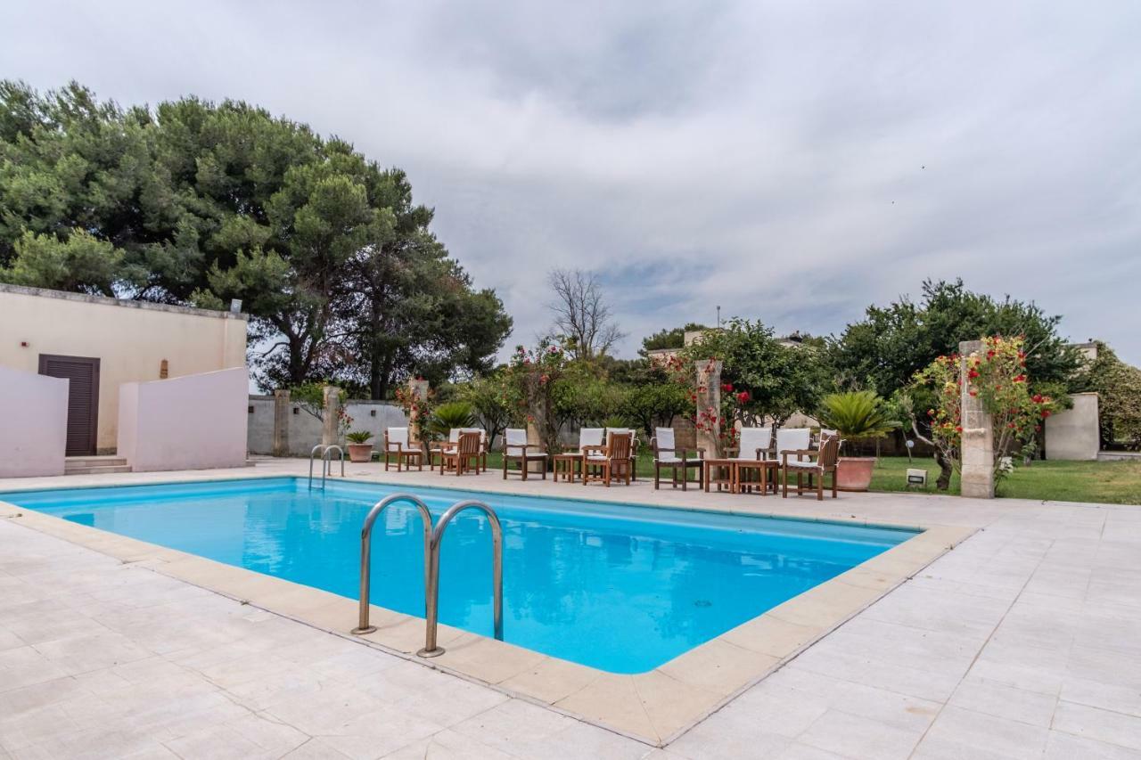 Masseria Li Campi Cavallino di Lecce Exterior foto